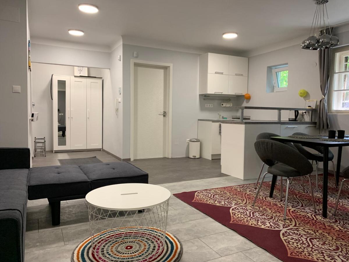 Stefania Apartmanok ブダペスト エクステリア 写真